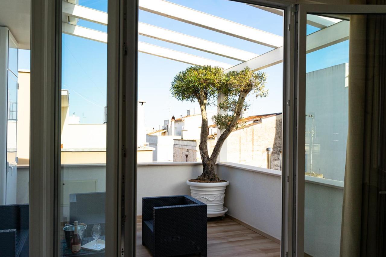Antonio Busco Rooms Turi Exterior photo